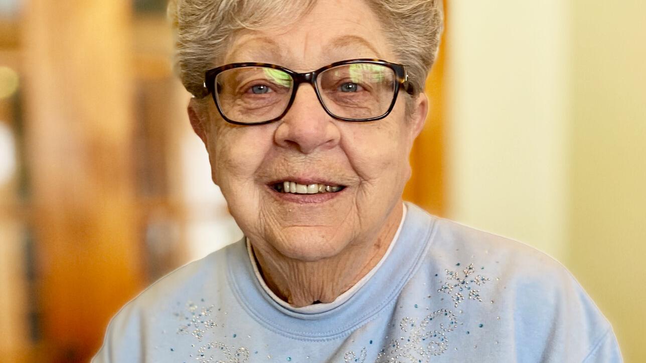 LaDaun Olson celbrates 88th Birthday